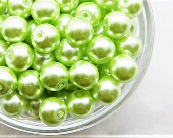 200 Glass Pearl Beads Bright Olive Green 6mm