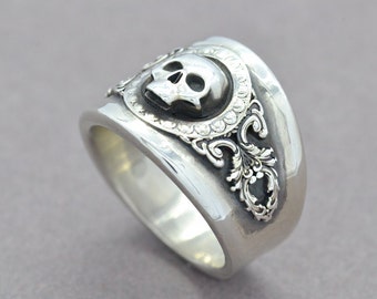 Mini Reaper Ring Skull Ring Sterling Silver Skull Ring Gothic Pirate Skull Ring Statement Ring