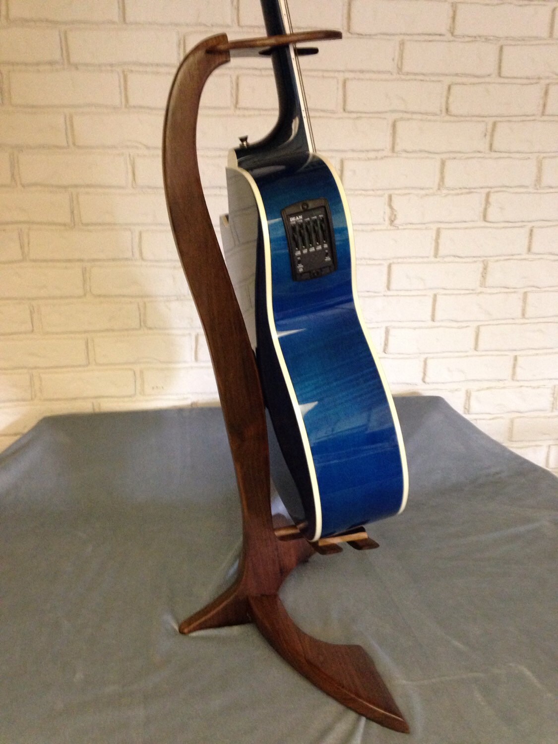 Walnut Guitar Stand Etsy