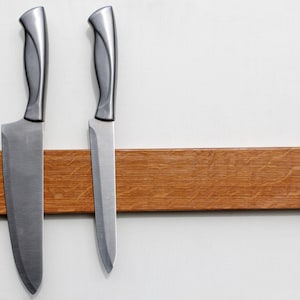 White Oak Magnetic Knife Rack: Kitchen Knife Holder