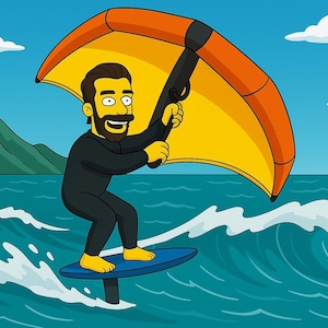 Może przedstawiać: Kreskówkowa ilustracja osoby uprawiającej hydrofoil na oceanie. Osoba ta ma na sobie czarny kombinezon i trzyma żółto-pomarańczową latawiec. Tło przedstawia niebieską wodę, zielone góry i błękitne niebo z chmurami.