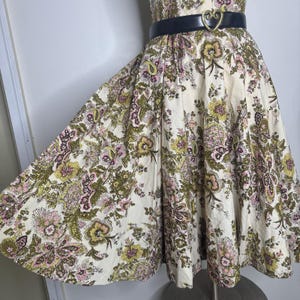 Vestido vintage de algodón con estampado y detalles de la colección Y2K de Anthropologie, modelo Elevenses, talla 8. imagen 3
