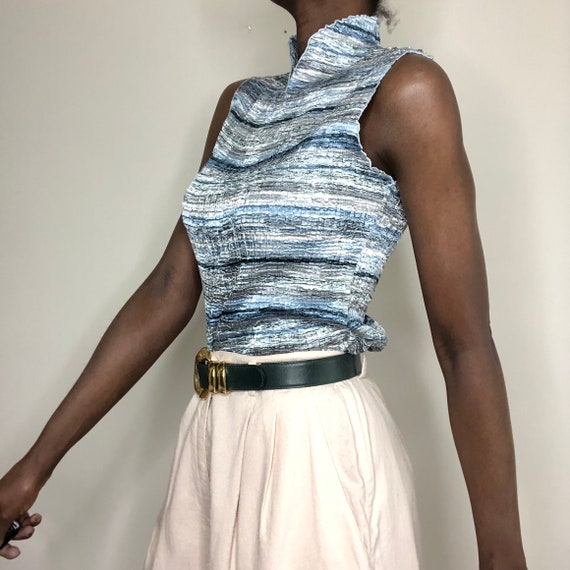 Vintage 1990s Y2K Minimalist Plisse Pleats Ombre High Neck Vintage 1990s Y2K Minimalist Plisse Pleats Ombre High Neck