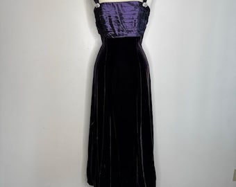 Vintage 90s does 40s Scott Mclintock Gothic Glamour Whimsygoth Plum Velvet Long Gown Prom Dress Size XS/S