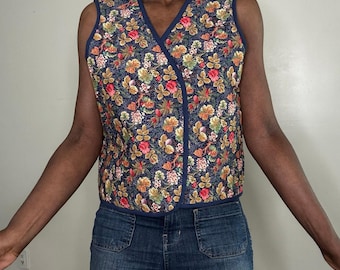 Vintage Handmade Cottagecore Grannycore Quilted Cotton Floral Vest Size Large