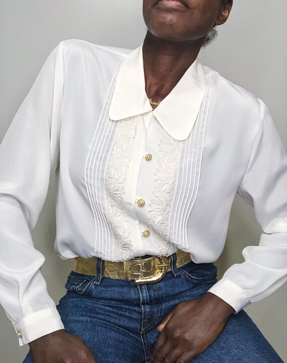 Vintage 1980s Peter Pan Collar Ivory Blouse