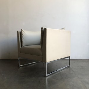 Gunlocke Calm White Leather Lounge Chair image 5