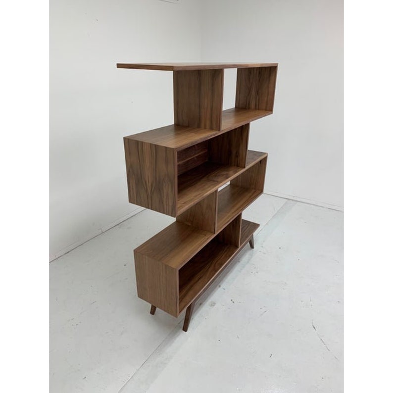 Contemporary Staggered Wall Bookcase image 10