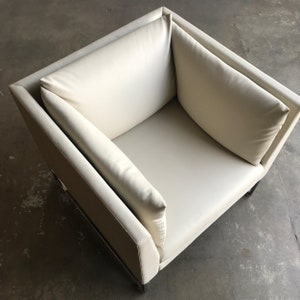 Gunlocke Calm White Leather Lounge Chair image 2