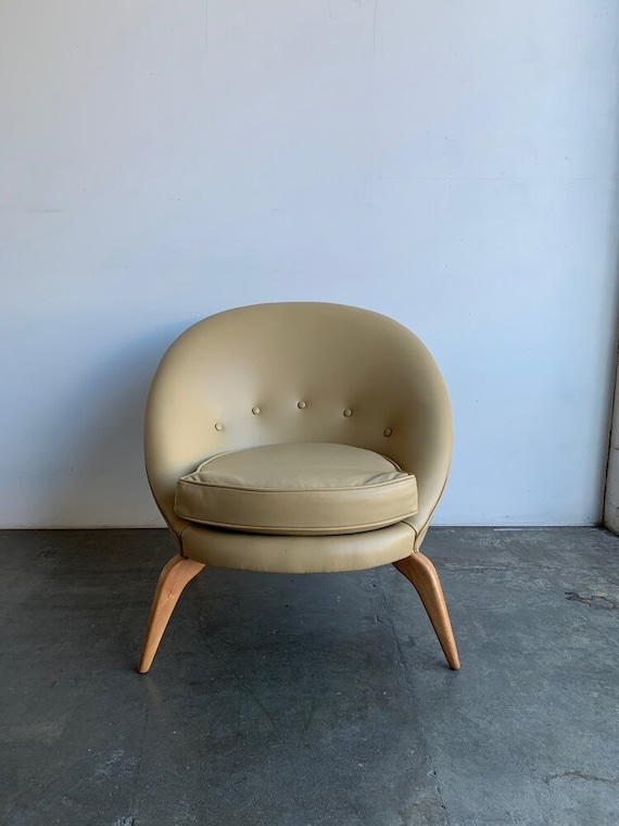 Space mid Century Spider Leg Chair in the Style of Jean Roy re