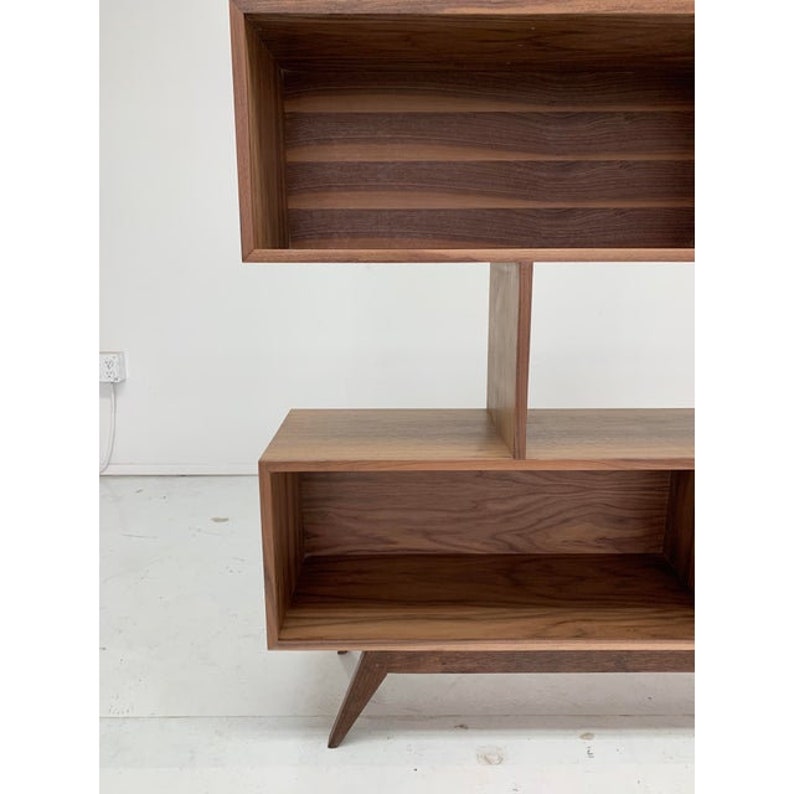 Contemporary Staggered Wall Bookcase image 6