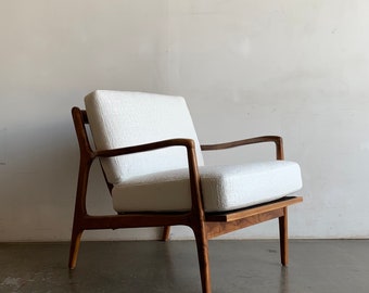 Mid Century Larson Style Lounge Chair