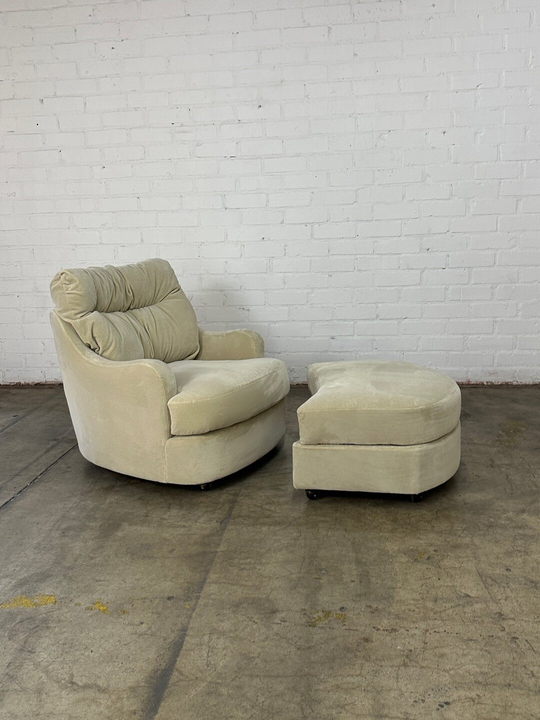 Oversized Lounge Chair and Ottoman - Etsy