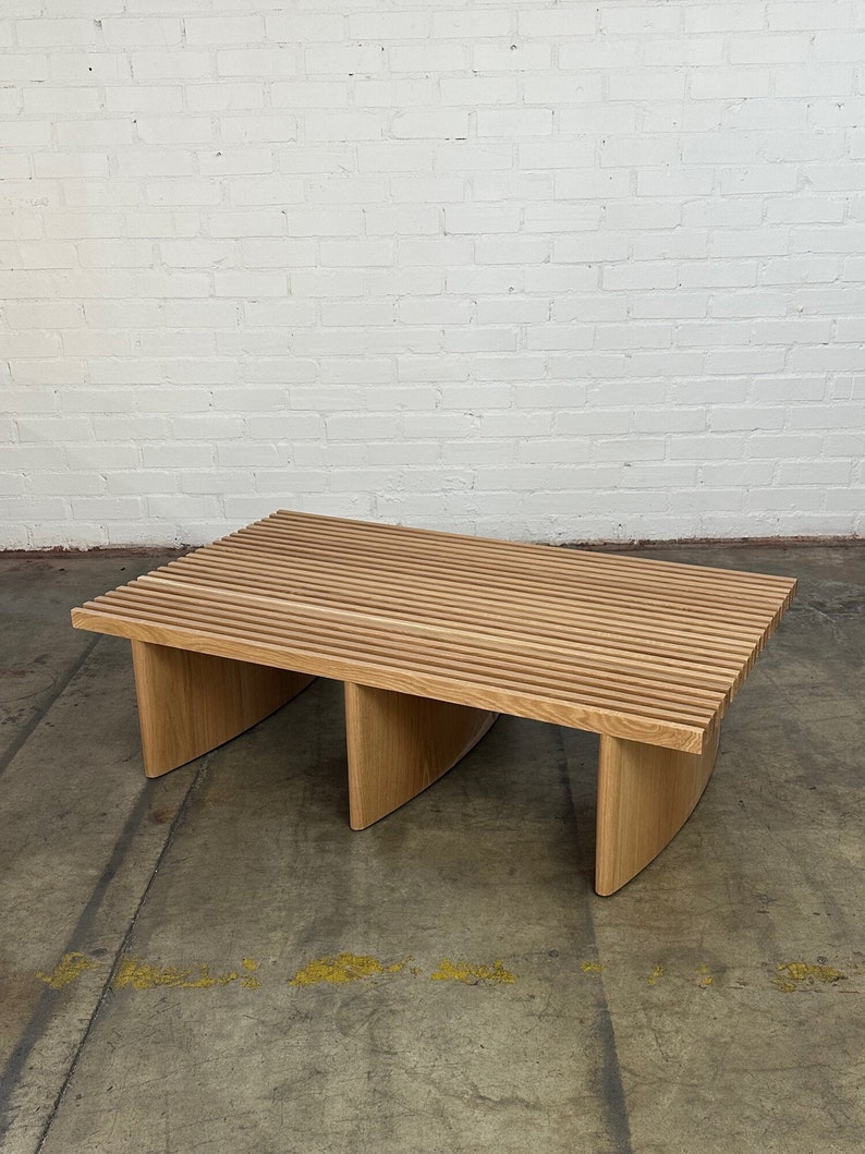 Triple slat bench oval leg edition image 1