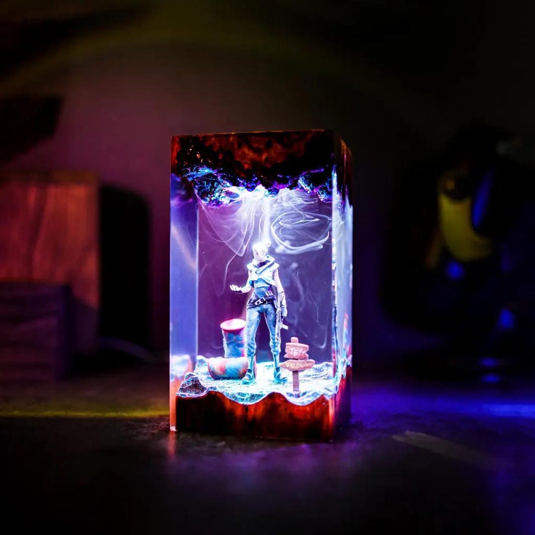 Jett Valorant Resin Lamp, Riot Games Fan Art Night Light, Epoxy LED ...