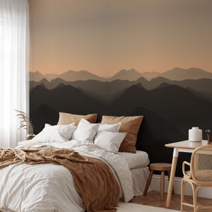 Carta da Parati Montagne con Sfondo Beige e Marrone, Carta da Parati Foresta con Pini