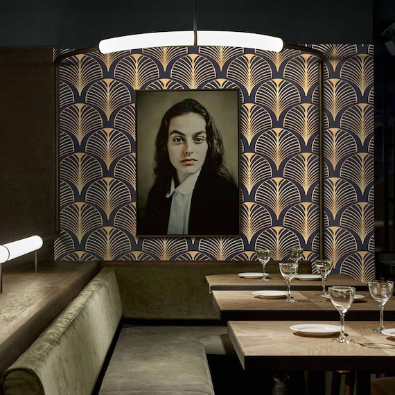 Art Deco Wallpaper - Luxurious Black & Gold Fan Design | Vintage and Retro Home Decor