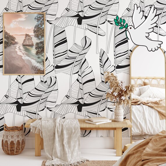 Trendy Black And White Tropical Forest Wallpaper, Dark palm tree leaf Wall Decor, Tropical Banana Leaves Wall Papering