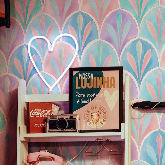Art Deco Wallpaper for a Delicate and Charming Girl's Room, Enchanting Art Deco Wallpaper for a Dreamy Girl's Bedroom