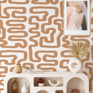 Holen Sie sich stilvoll verloren mit dieser wunderschönen beige und weißen abstrakten Labyrinth-Tapete perfekt für einen schicken und modernen Look in Ihrem Zuhause Bild 3