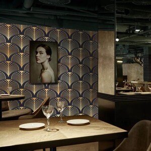 Art Deco Wallpaper - Luxurious Black & Gold Fan Design | Vintage and Retro Home Decor image 4