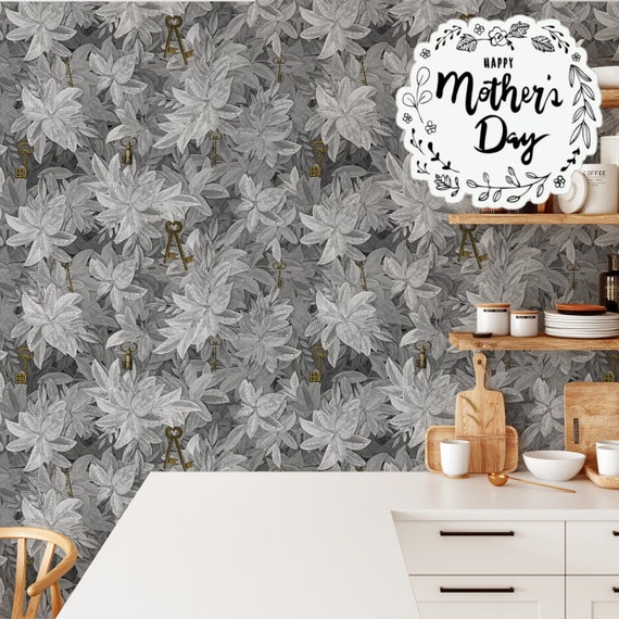 Black and White Ivy Leaves Wallpaper, Hedge Wallpaper with Gold Keys, Light Hedges Wall Mural