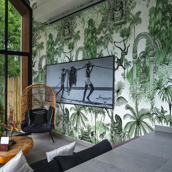 Lost Aztec Civilization Jungle Wallpaper, Extra Large Tropical Rainforest Wall Decor with Exotic Wildlife & Ancient Ruins