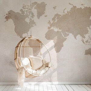 Papier peint carte du monde aquarelle - Décoration murale vintage dans des tons naturels pour un appartement et un bureau à domicile