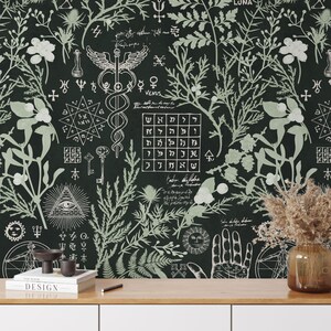 Carta da Parati Mistica ed Esoterica - Decorazioni Botaniche e Simboli Alchemici in Stile Gotico