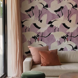 Lila Pastell Chinoiserie Wandkunst mit Lila Reihern - Elegante florale Tapete für Kinderzimmer und Wohnzimmer