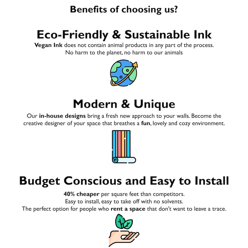 Pu&ograve; includere: Vantaggi della scelta di un marchio di carta da parati sostenibile ed ecologica. Il testo evidenzia l'uso di inchiostro vegano, design moderni e unici e prezzi convenienti. L'immagine include illustrazioni di un globo terrestre, un campione di carta da parati colorata e una mano che tiene una pianta verde.