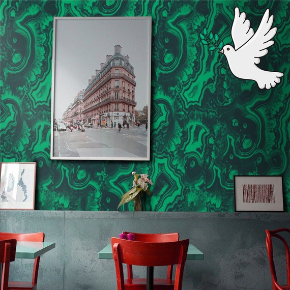 Malachite Section Geode Wallpaper in Green and Black, Marble Contact Paper Nature Inspired Modern Decor for Accent Wall