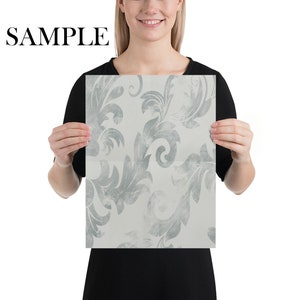 Puede incluir: Juego de tres tazas de cer&aacute;mica con acabado mate moteado. Las tazas son de color crema, gris claro y gris oscuro. Cada taza tiene un dise&ntilde;o simple y minimalista, ideal para caf&eacute; o t&eacute;.