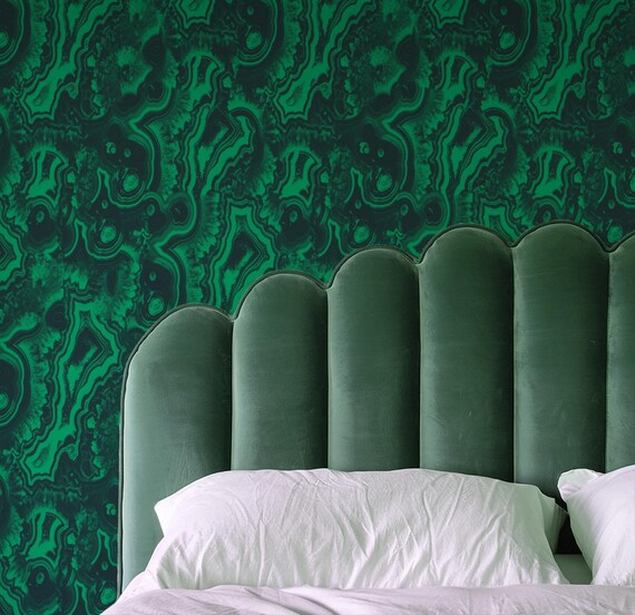 Malachite Section Geode Wallpaper, Green Black Marble Wall Art, Nature-Inspired Modern Accent Wall Decor