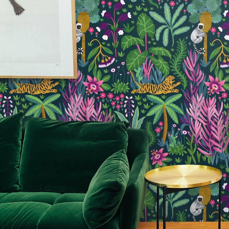 Tropisk mörk djungeltapet, nyckfull tigermålning mörk boho väggdekor, exotisk naturmotiv väggkonst bild 2