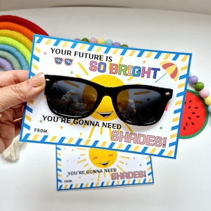 Votre avenir est si radieux, lunettes de soleil de fin d'année, étiquettes pour cadeaux, salle de classe imprimable, cotillons, cadeau d'été, cadeau d'un enseignant, téléchargement numérique