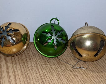 Christmas Ornaments / Christmas Baubles / Baubles / Christmas Bells / Christmas Ornament / Ornament / Bell Ornaments / Christmas Tree / CIJ