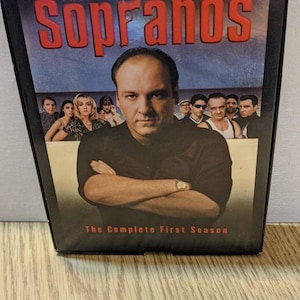 The Sopranos / Mafia / Tv Series / Tv Show / HBO / Boxed Set / Movies / DVDs / 90s Tv / 90s / Drama / Popular Tv / James Gandolfini