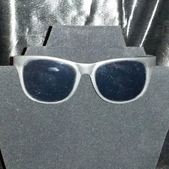 Rare 90s Vintage Sunglasses D.A.R.E / Drugs / Kids