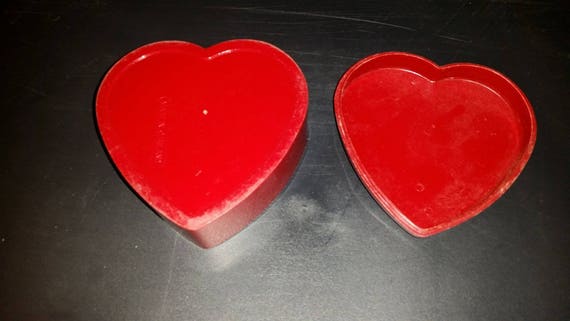 Red Heart Box / Heart Box / Trinket Box / Red Ros… - image 2