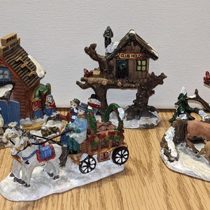 Cobblestone Corners Christmas Village Collection 2021 (27 Piece Set)