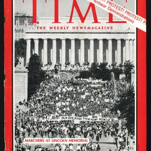 TIME OCT 27 1967 Marchers at Lincoln Memorial