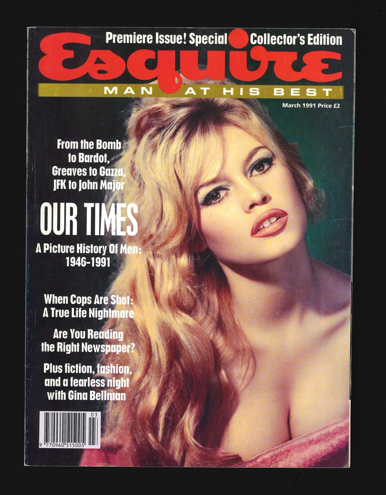 Pu&ograve; includere: Una copertina di rivista vintage con una donna con i capelli biondi e il rossetto rosso. La rivista si chiama "Esquire" e il testo della copertina recita "Man at His Best" e "Our Times".