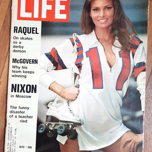 Life vol 72  no 21 June 2 1972 Original Vintage Magazine  cover : Raquel Welch