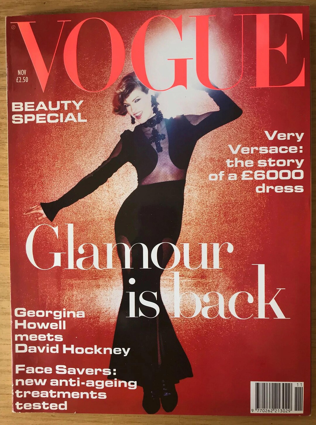 Vogue UK Nov 1993 Original British Vintage Fashion Magazine Cover