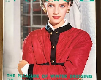 Vogue Dec 1999 UK British Original Vintage Fashion Magazine
