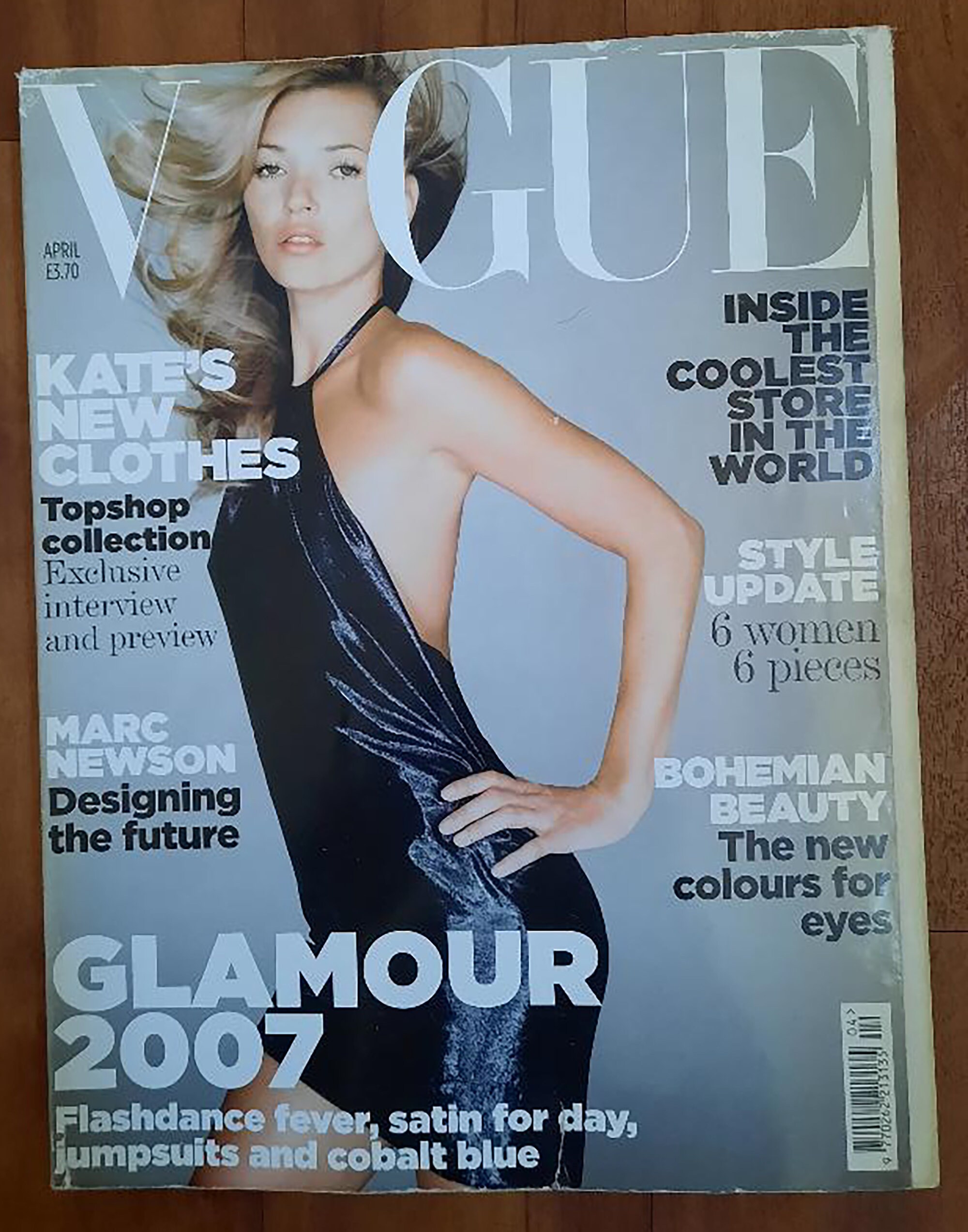 Vogue April 2007 British Original Vintage Fashion Magazine Gift