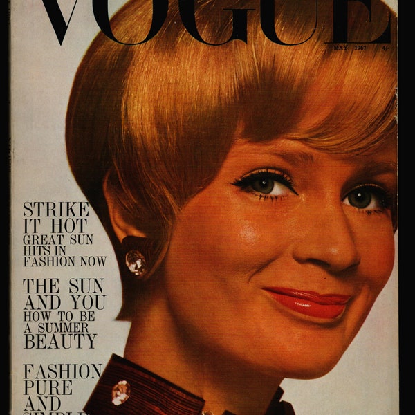 Vogue April 15 1967 Original Vintage Fashion Magazine Jean Shrimpton Twiggy  Celia Hammond  cover photo by David Bailey