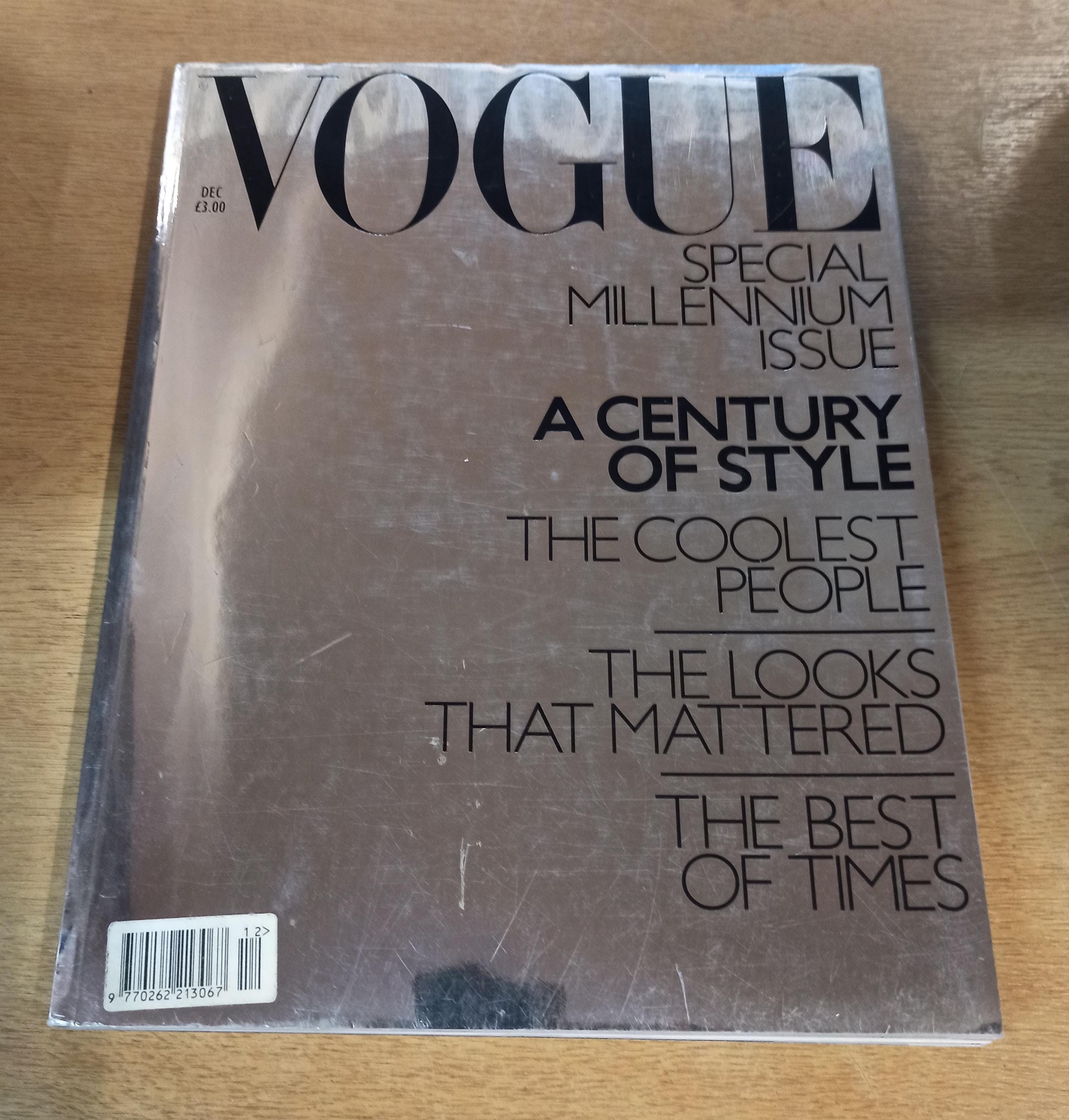 Vogue Dec 1999 UK British Original Vintage Fashion Magazine