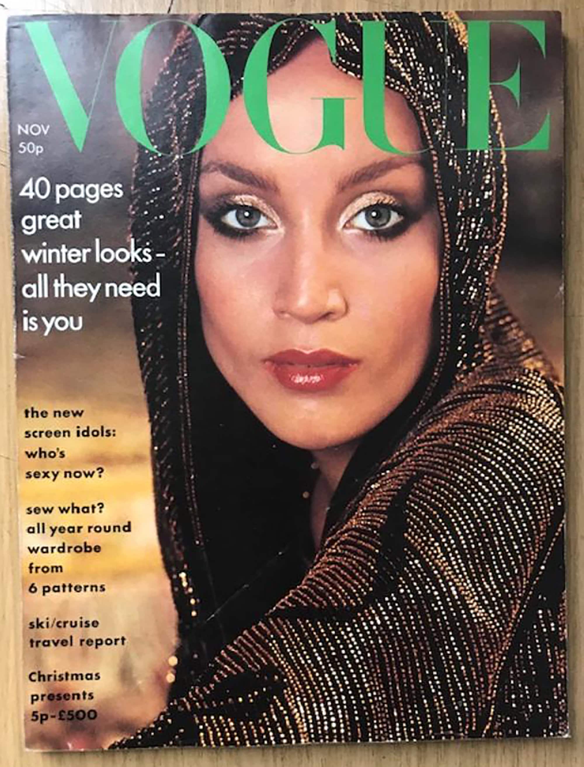 Vogue UK November 1975 British Original Vintage Fashion